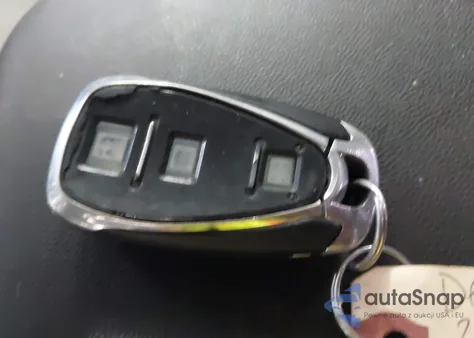 2020 Chevrolet Equinox Awd Lt 1.5L Turbo z USA, uszkodzony, nr VIN 2GNAXUEV7L6103429